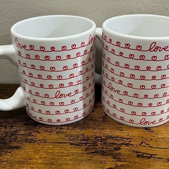 - New Release Hello Kitty Love Mug set of two. - Picture 4 of 5